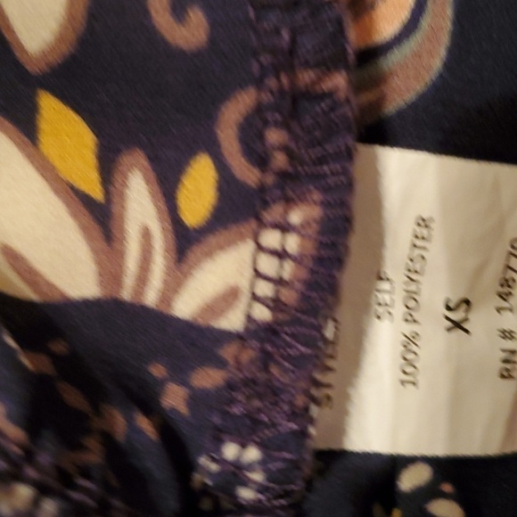 Sienna Sky Women's Button Down Black Floral Peplum Top Size XS - Picture 8 of 8